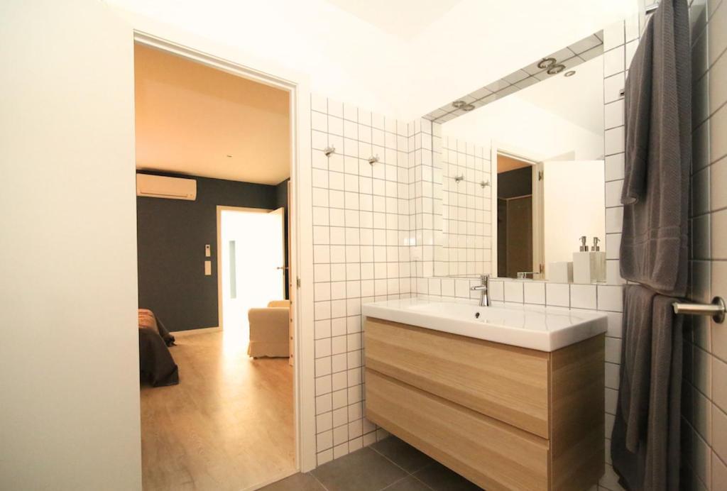 Cozy Apartment In Amazing Location! Lisboa Exterior foto